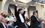 وزير الرياضة يؤازر المنتخب المصري لكرة اليد ويهنئهم بالوصول لربع نهائي بطولة العالم
