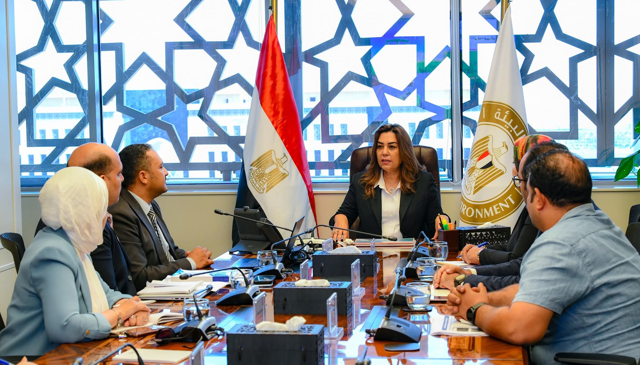 عوض تناقش مع القائمين على منظومة التفتيش البيئي مقترحات وآليات تطوير العمل والخطط المستقبلية