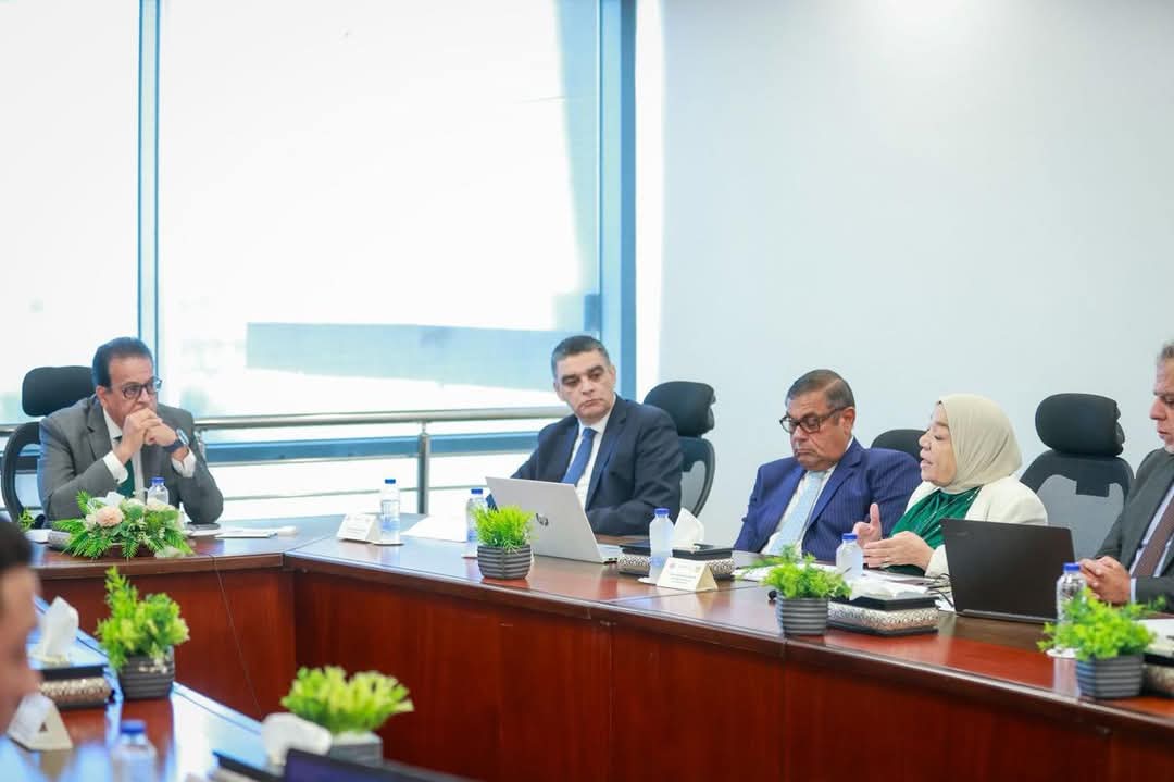 وزير الصحة يترأس الاجتماع التأسيسي الأول للجنة التنسيقية لنفاذ الدواء المصري للسوق العالمية