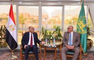 وزير العمل يبحث مع محافظ القليوبية تفعيل سبل التعاون في الملفات المشتركة