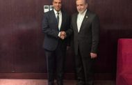 وزير الخارجية والهجرة يلتقي نظيره الإيراني