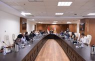 وزير العمل يعقد اجتماعًا مع مُمثلي «شركات توصيل الطلبات»..و«توريد مهمات الوقاية»