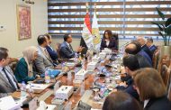 عوض تبحث مع وفد برنامج الأمم المتحدة 