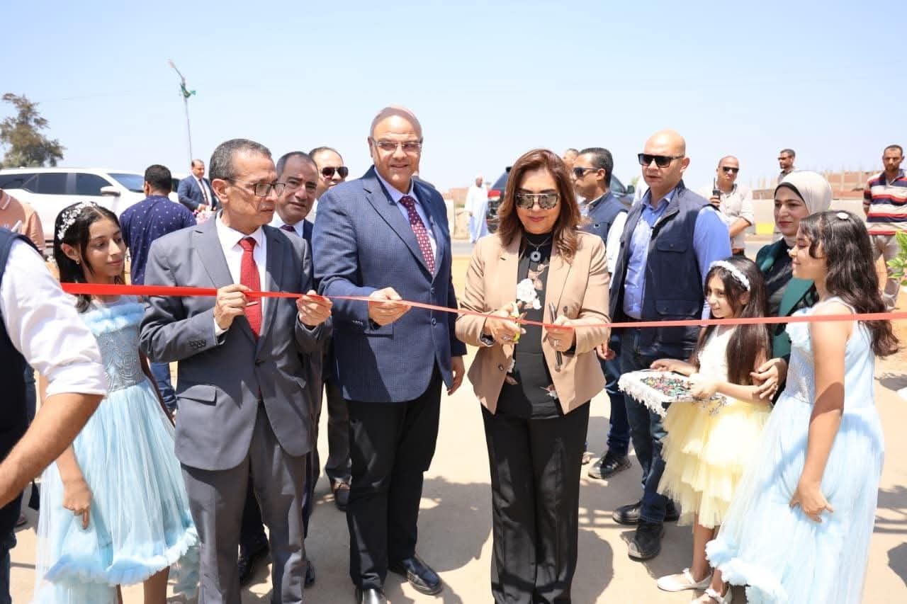 عوض ومحافظ القليوبية يفتتحان المحطة الوسيطة لجمع المخلفات بالقناطر الخيرية بتكلفة 55 مليون جنيه