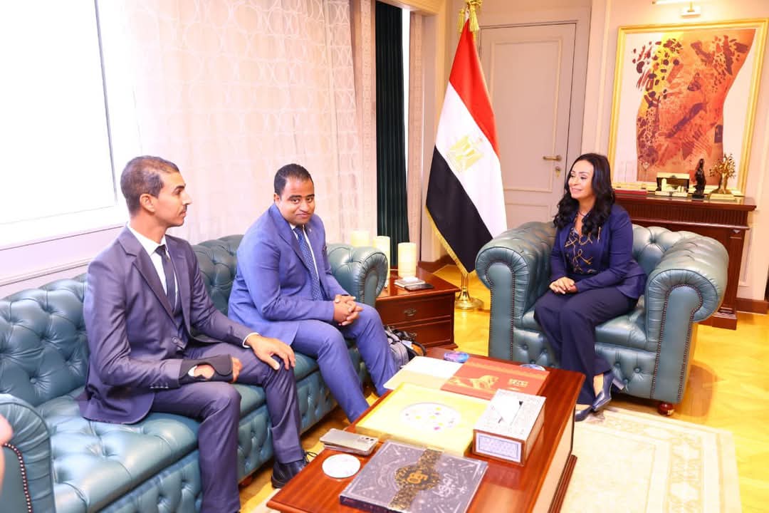 وزيرة التضامن الاجتماعي تلتقي ممثلي مؤسسة 