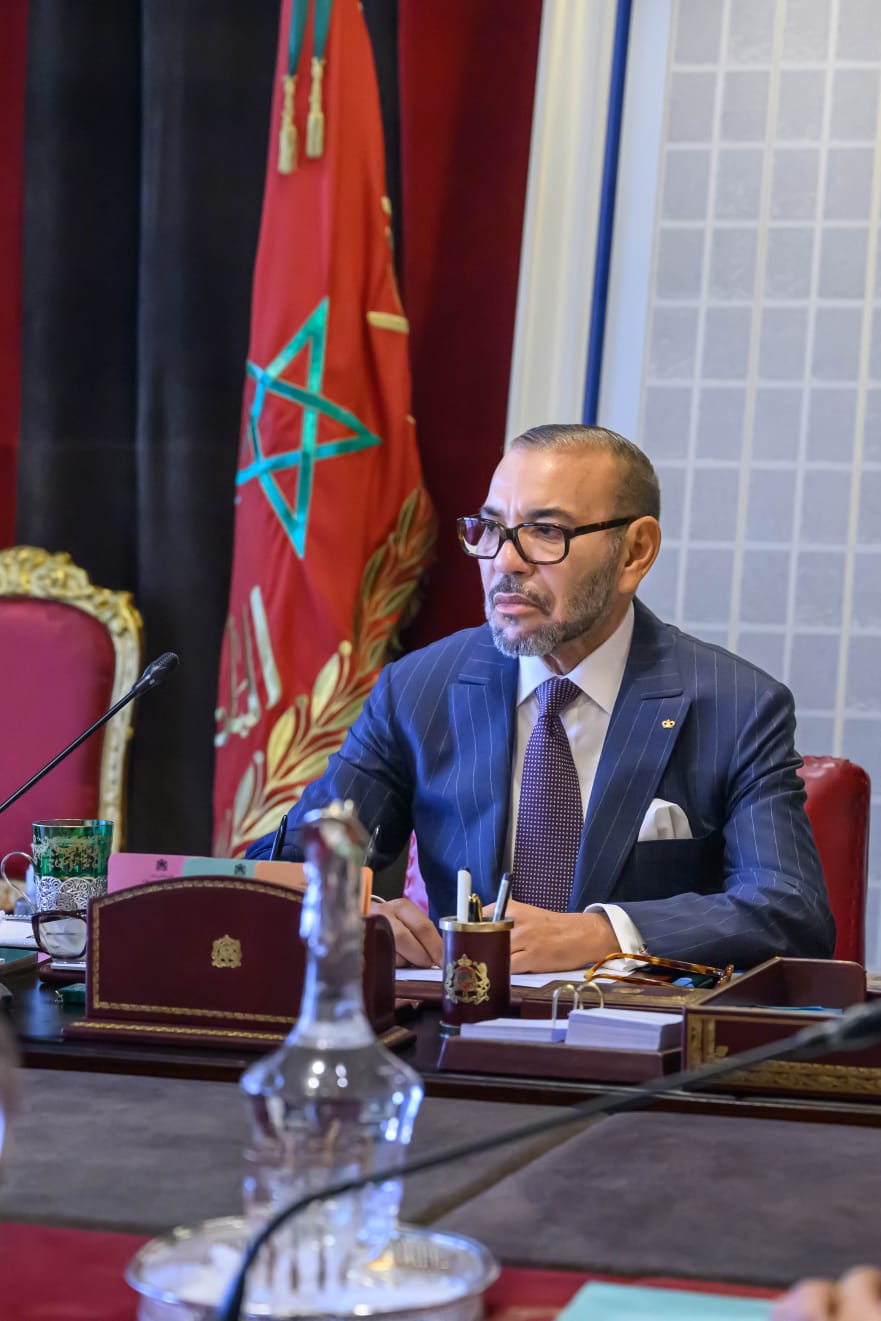 ملك المغرب يأمر بإرسال 100 طن من المساعدات الإنسانية الإضافية لساكنة غزة