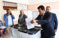 وزير الشباب والرياضة يدلي بصوته في انتخابات الشيوخ بمدينة الشروق
