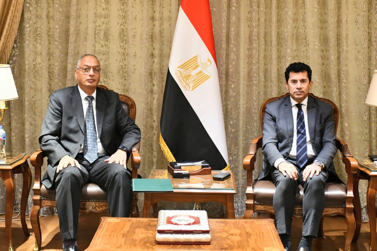 صبحي يلتقي رئيس الهيئة العامة للرقابة على الصادرات والواردات