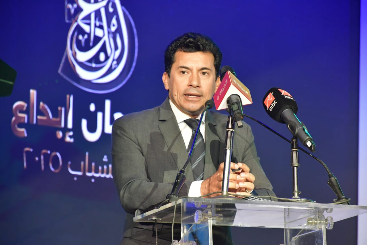 صبحي ومحافظا الدقهلية والجيزة يشهدون ختام الموسم الخامس لمهرجان 