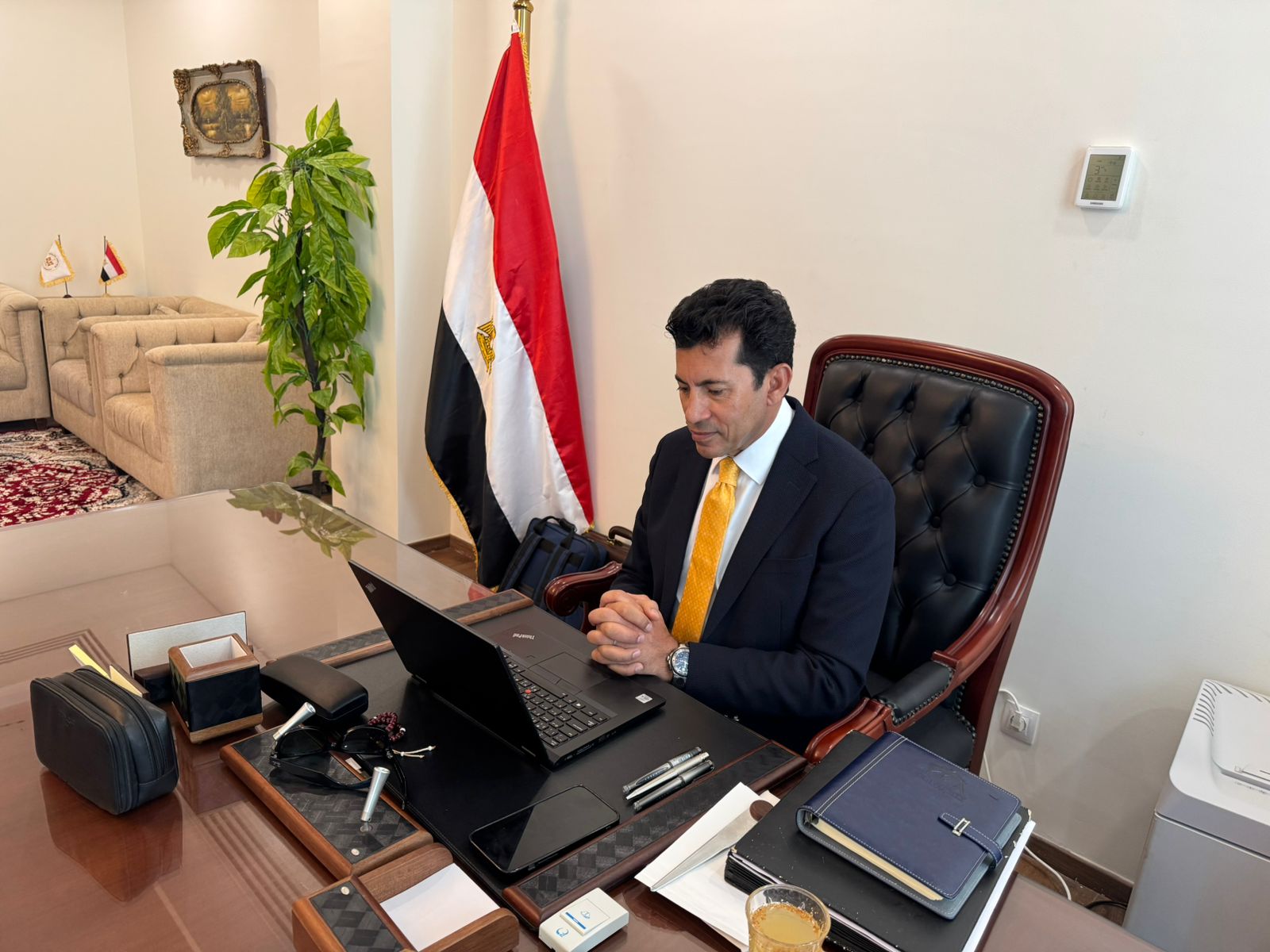 صبحي يتابع استعدادات إطلاق مبادرة 