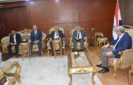 محافظ الغربية ورئيس هيئة الأوقاف يبحثان سبل التعاون لاستثمار الأراضي الوقفية
