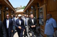 مدبولى يتفقد مشروع إحياء حديقة الأزبكية التراثية بعد الانتهاء من الأعمال
