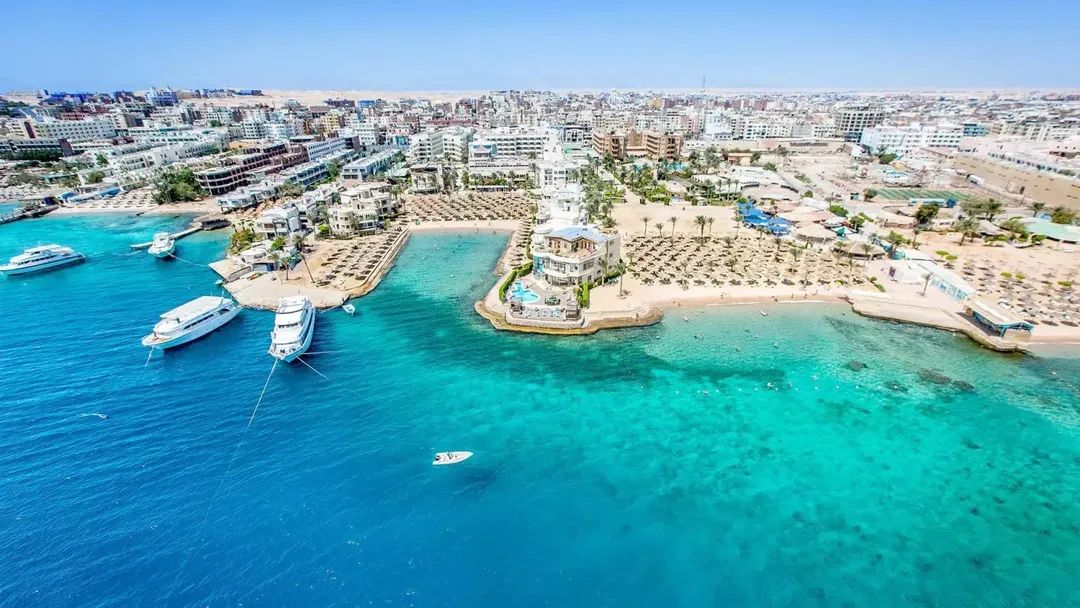 البحر الأحمر يترقب 5 مشروعات سياحية كبرى
