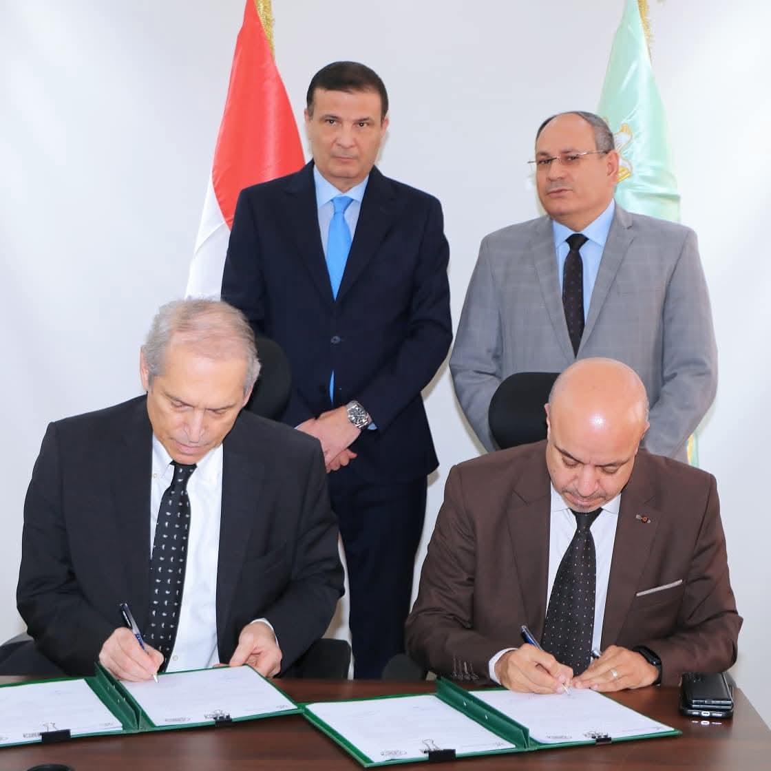 وزير الزراعة يشهد توقيع بروتوكول تعاون بين 