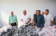 الزملوط يتفقد معرض المستلزمات المدرسية للعاملين بمجمع المصالح الحكومية