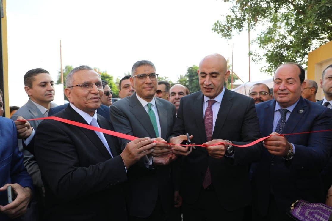 وزير التعليم ومحافظ الجيزة يفتتحان ٣ مدارس جديدة بالمحافظة