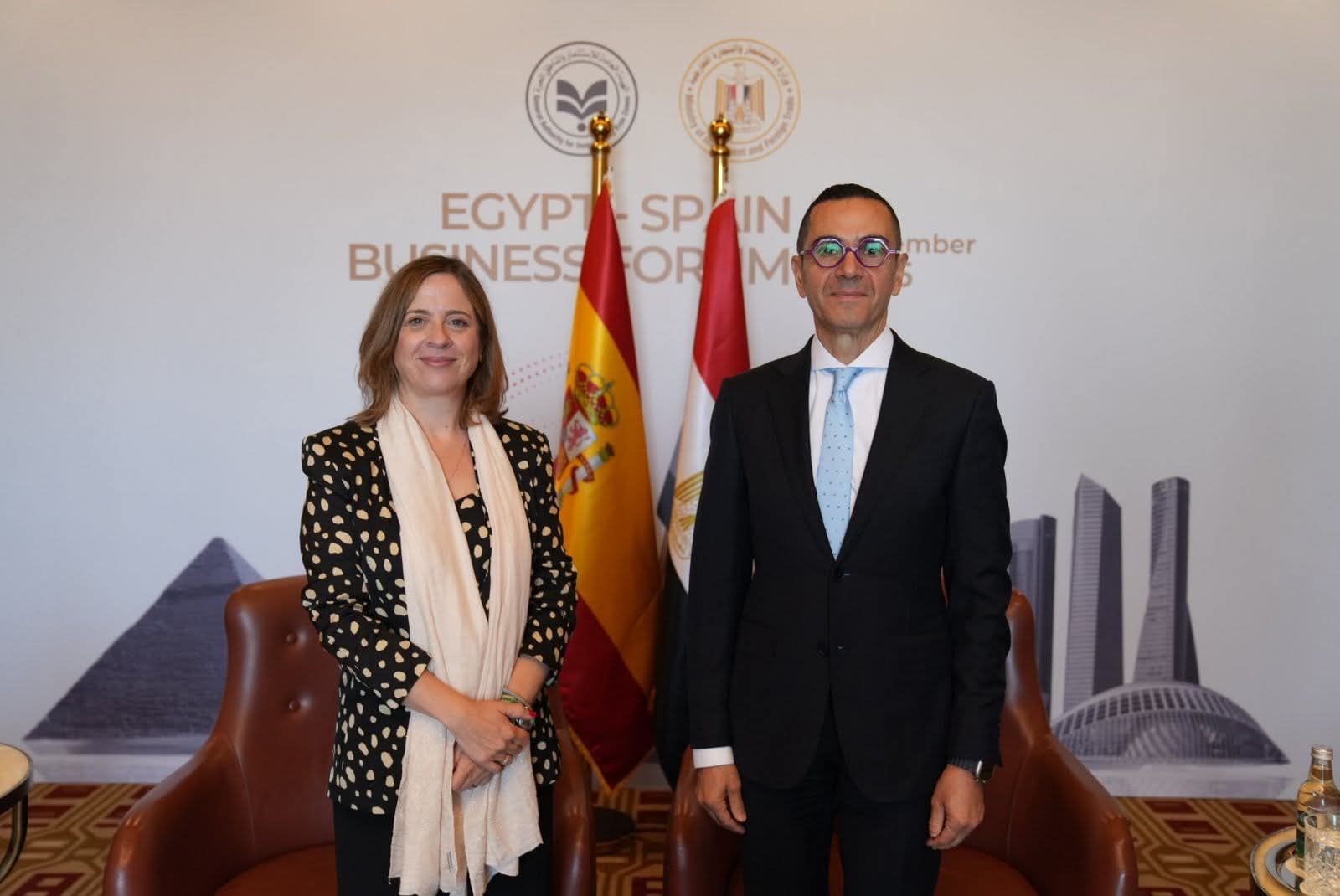 الخطيب يلتقي وزيرة التجارة الإسبانية لبحث تعزيز الشراكة الاقتصادية