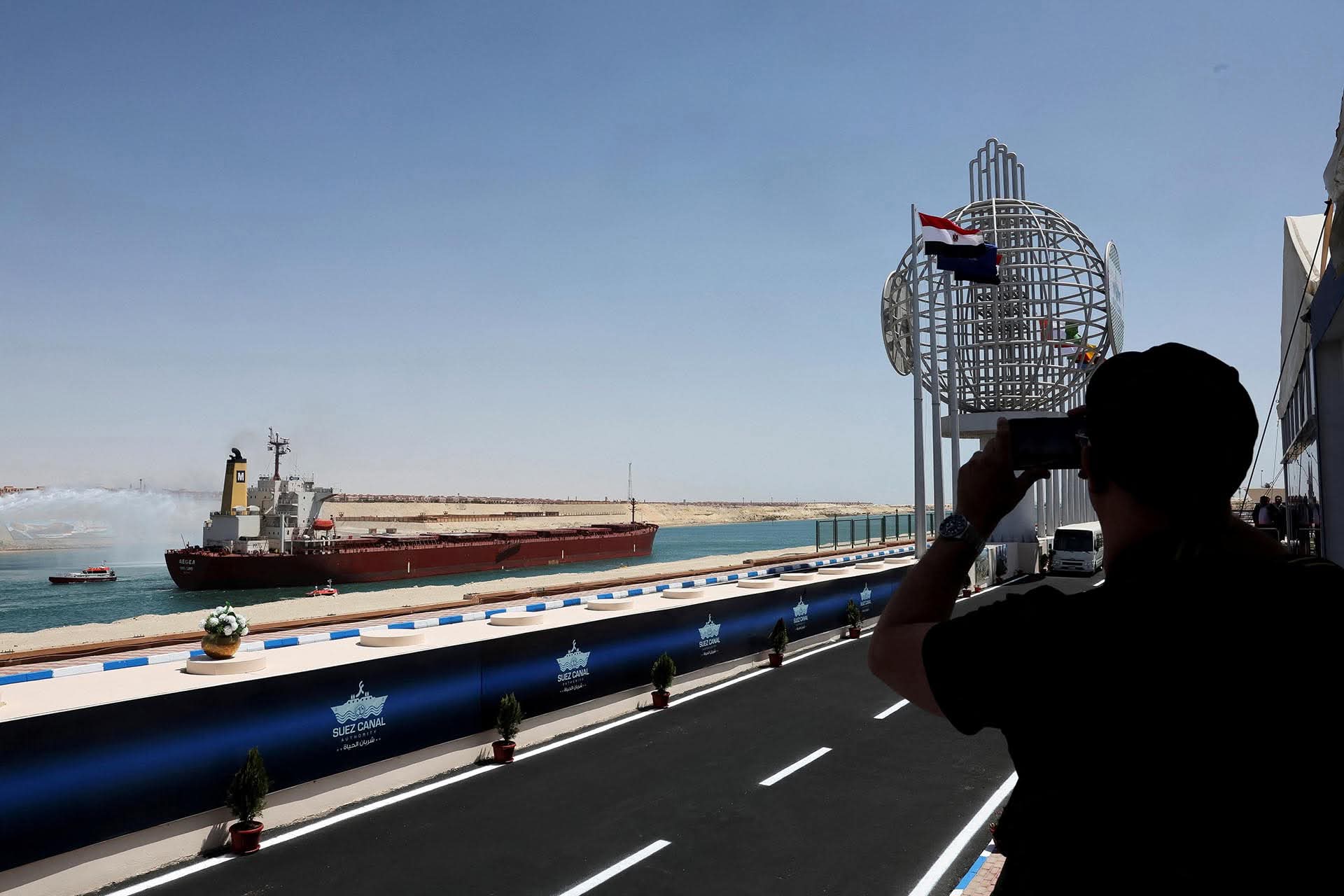 ارتفاع إيرادات قناة السويس 11% في يوليو الماضي