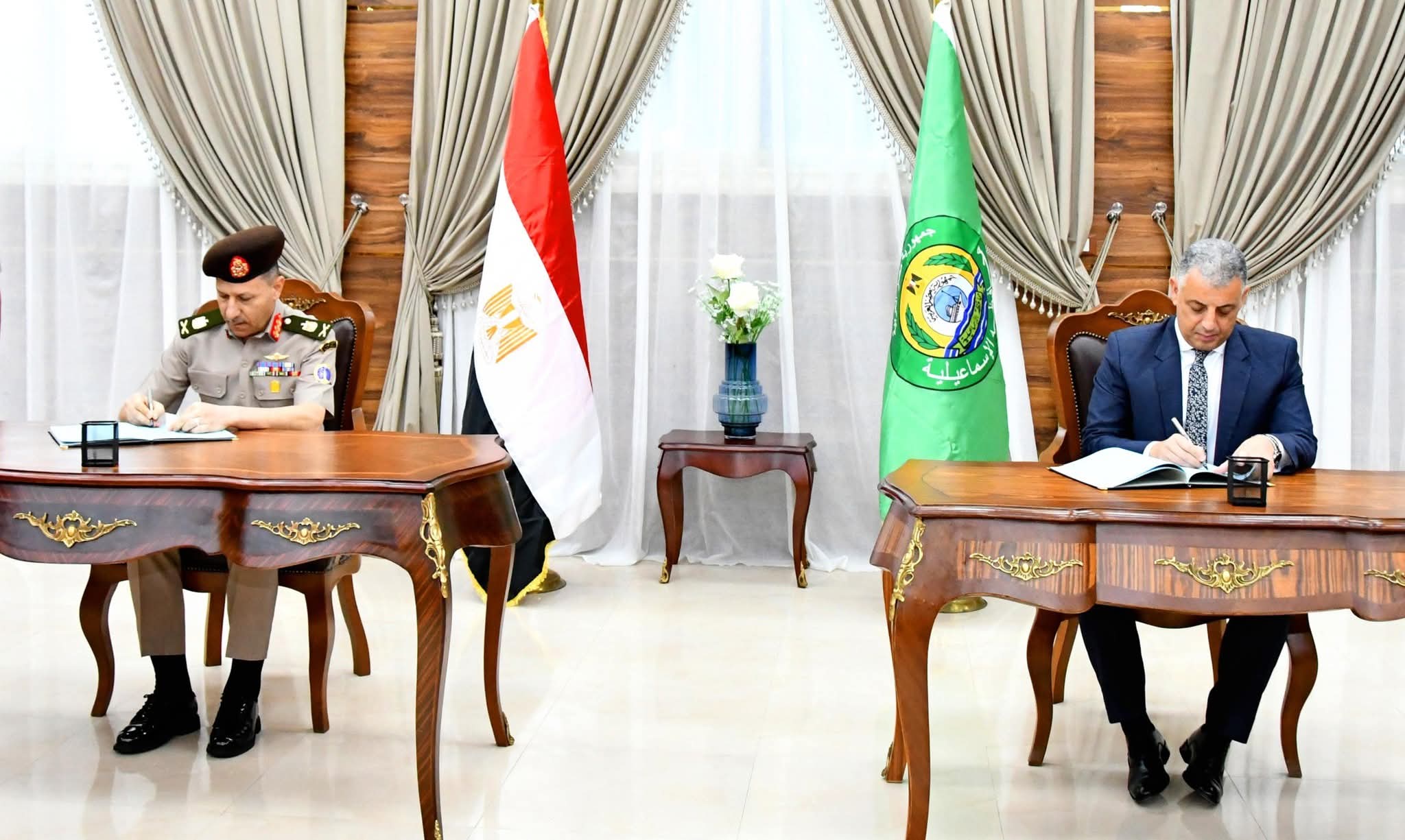 الإشارة للقوات المسلحة.. توقع بروتوكول تعاون مع محافظة الإسماعيلية لتقديم خدمات الشبكة الوطنية للطوارئ