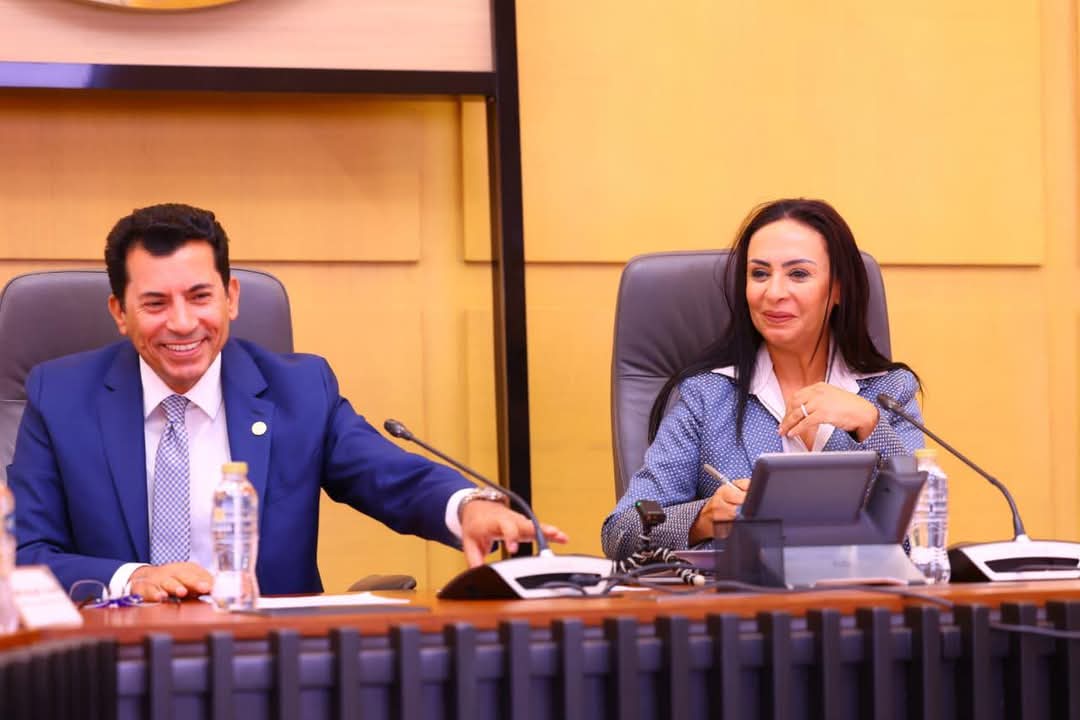 وزيرا التضامن الاجتماعي والشباب والرياضة يعقدان لقاءً موسعًا مع لجنة حقوق الإنسان والتضامن بنموذج محاكاة