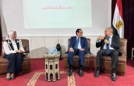 سفير مصر بالمغرب يلتقي بالجالية المصرية والفنان محمد ثروت