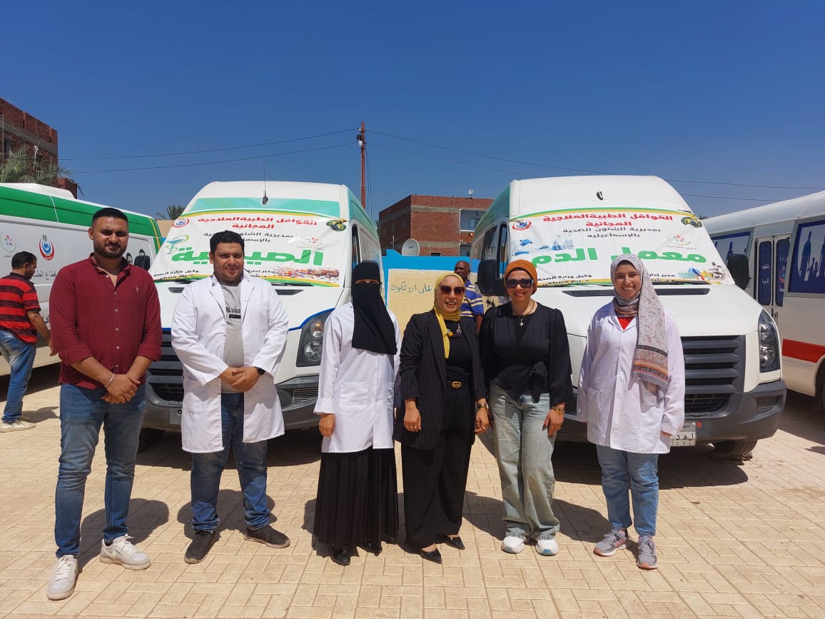 الكشف على ٧٨٠ مواطنًا من خلال ٧ عيادات تخصصية خلال يومى القافلة الطبية بأبو عطوة