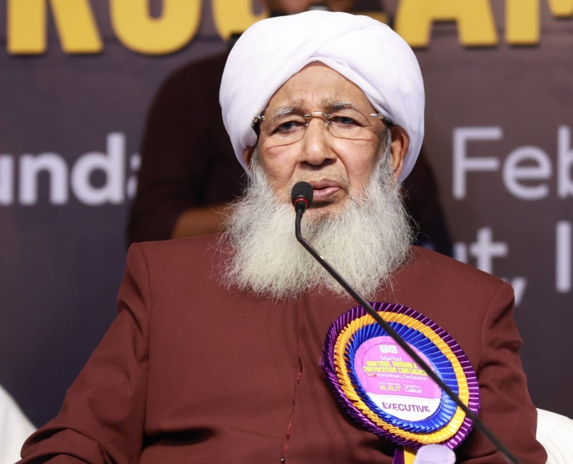 فضيلة الشيخ أبو بكر أحمد يكتب.. أوقفوا الحرب وابحثوا عن السلام العادل