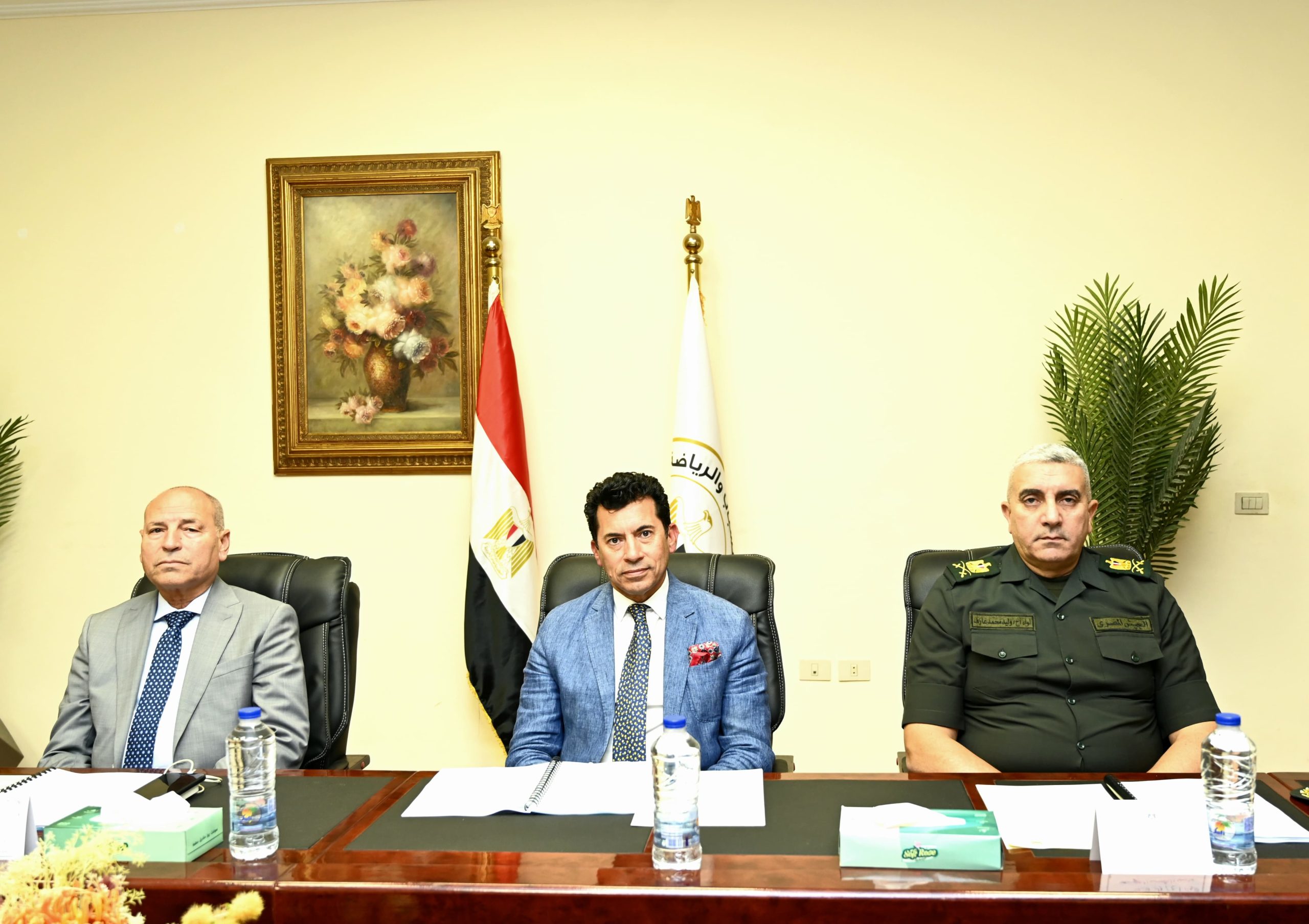 صبحي يبحث مع إدارة استاد القاهرة الدولي المستجدات وتعظيم الاستفادة من إمكاناته
