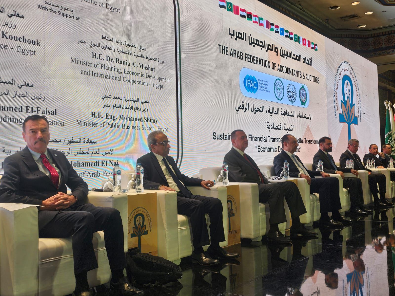 رئيس البورصة المصرية : إطلاق سوق الكربون الطوعي خطوة لدعم الاستدامة وتعزيز الشفافية