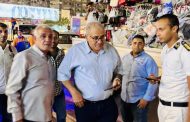 أهالي مدينة نصر يشيدون بجهود رئيس الحي وتوجيهات المحافظ في ضبط الأسواق وحل