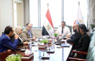 وزير الصحة يعقد اجتماعاً لمتابعة مستجدات منظومة الرعايات والحضانات والطوارئ وخطط التوسع بها