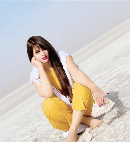 سهود العقاد تكتب.. أمشي خجلةٌ