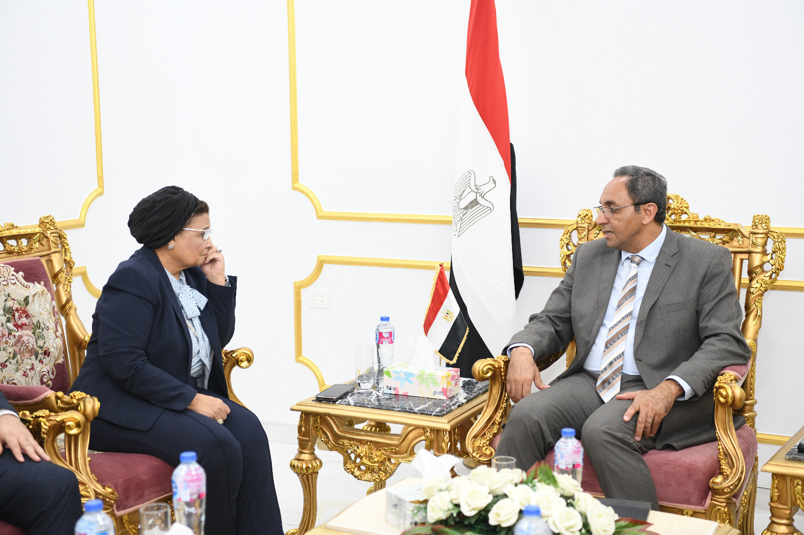 محافظ قنا يستقبل نائب وزير الصحة لمتابعة الخطة العاجلة للسكان والتنمية 2025-2027