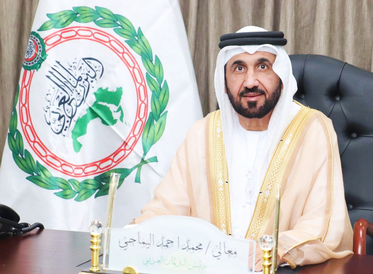اليماحي: حاكم الفجيرة صاحب مسيرة مضيئة من الإنجازات ولديه رؤية تنموية ثاقبة
