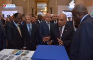عصمت يفتتح معرض صناعة المهمات والمعدات الكهربائية