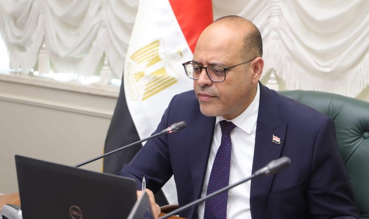 جبران :حملة مكثفة تسفر عن تحرير 216 محضرًا خاصًا بـ تراخيص عمل الأجانب بمنطقة شق الثعبان
