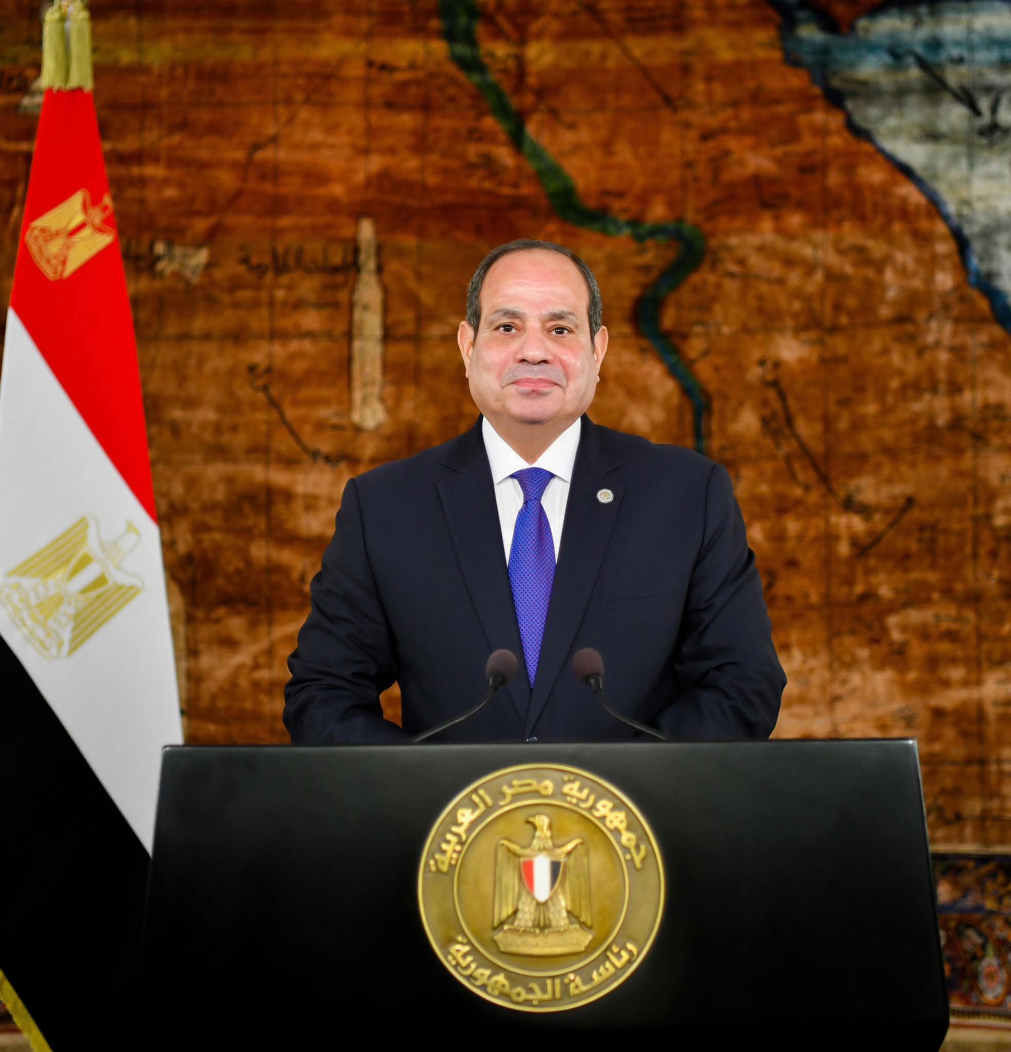 الرئيس السيسى : يوم العبور يوم وقف فيه العالم احتراماً وإجلالاً لعظمة وإرادة المصريين ولوحدة القرار العربى