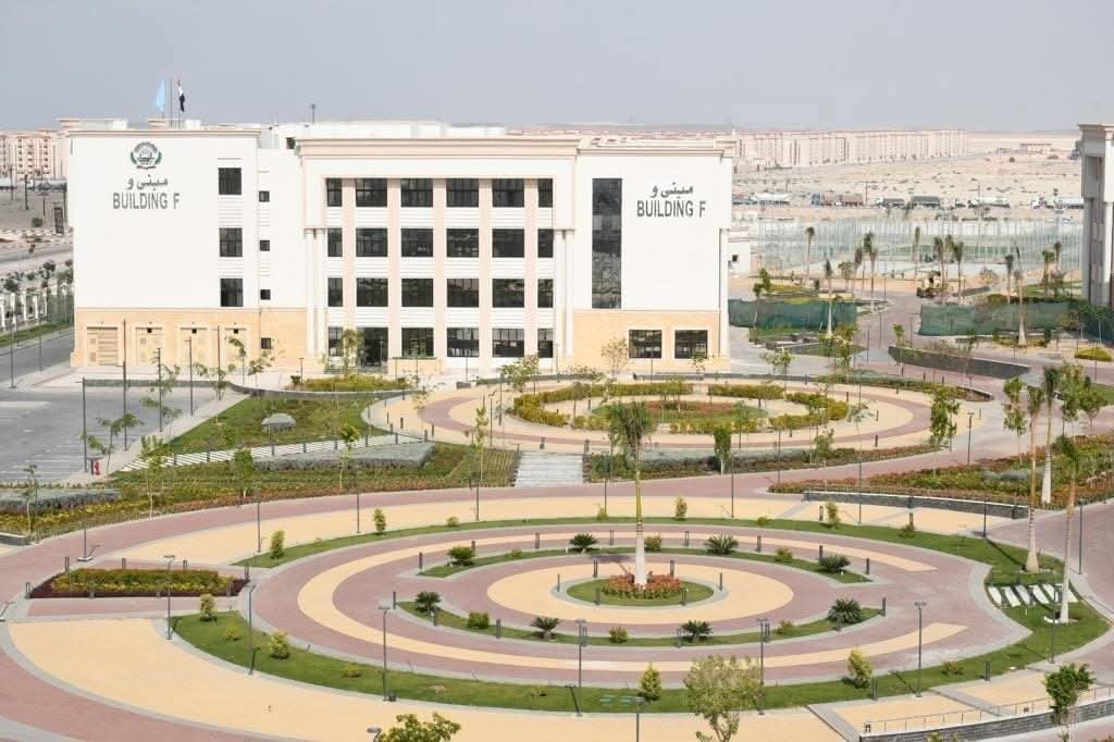 جامعة الإسماعيلية الجديدة الأهلية إحدى ثمار المشروعات القومية والتنموية بشرق القناة
