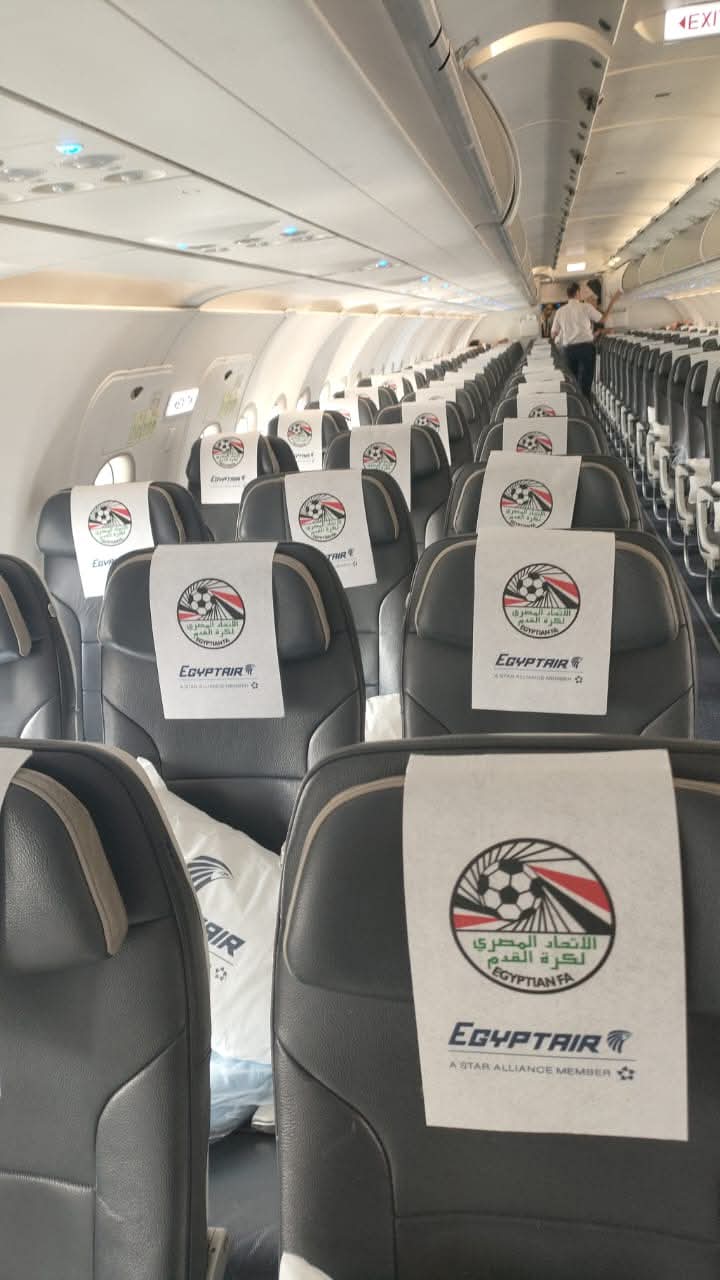 مصر للطيران تنقل منتخب مصر الأول لكرة القدم من المغرب عقب صعوده لكأس العالم 2026