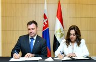 عوض توقع مذكرة تعاون مع وزير البيئة بسلوفاكيا في حماية البيئة وتغير المناخ