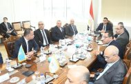 وزير الإسكان يبحث ملف تشغيل مشروع حدائق تلال الفسطاط