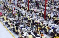 مصر تستهدف جذب استثمارات تركية جديدة في مجال مستلزمات الملابس لتعزيز التكامل الصناعي