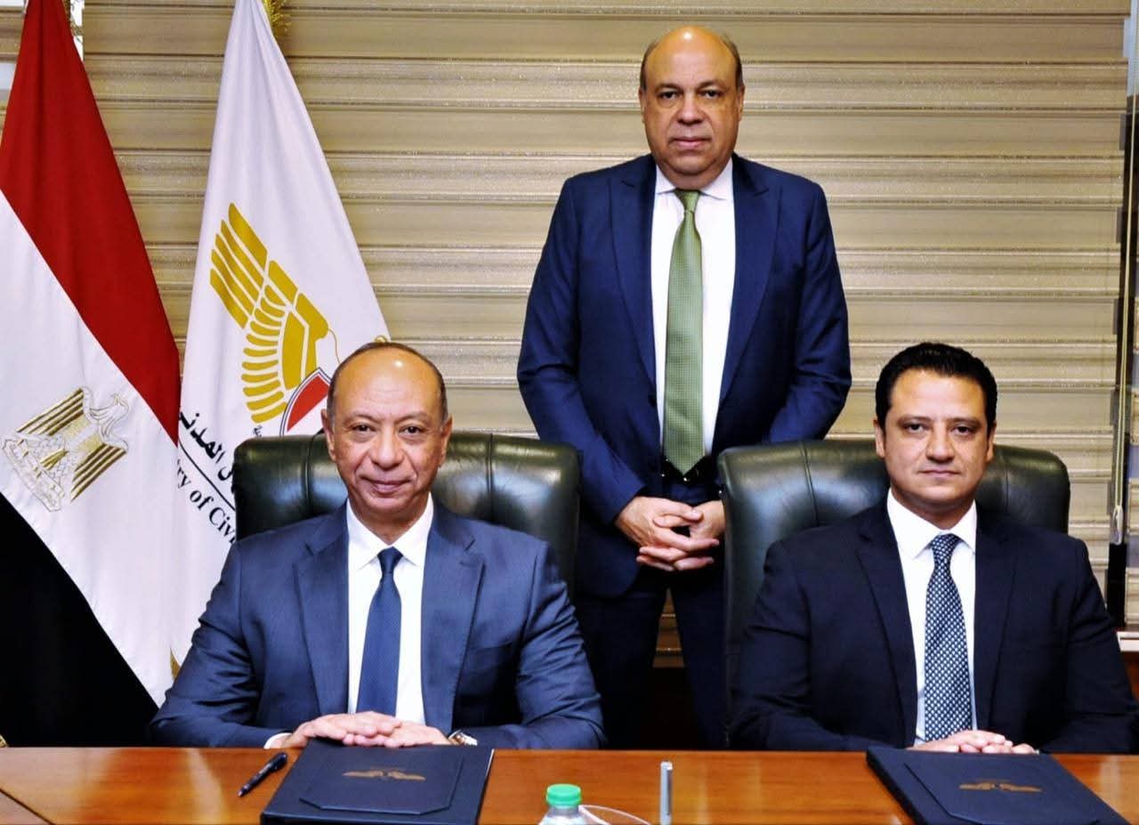 الحنفى يشهد توقيع بروتوكول تعاون بين سلطة الطيران المدني والإدارة المركزية لحوادث الطيران