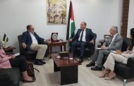 المندوب الدائم لدولة فلسطين يستقبل القائم بأعمال مدير وكالة الأمم المتحدة لغوث وتشغيل اللاجئين الفلسطينيين