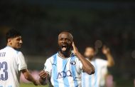 بيراميدز يتوج بلقب السوبر الإفريقي بعد فوزه على نهضة بركان بهدف دون رد