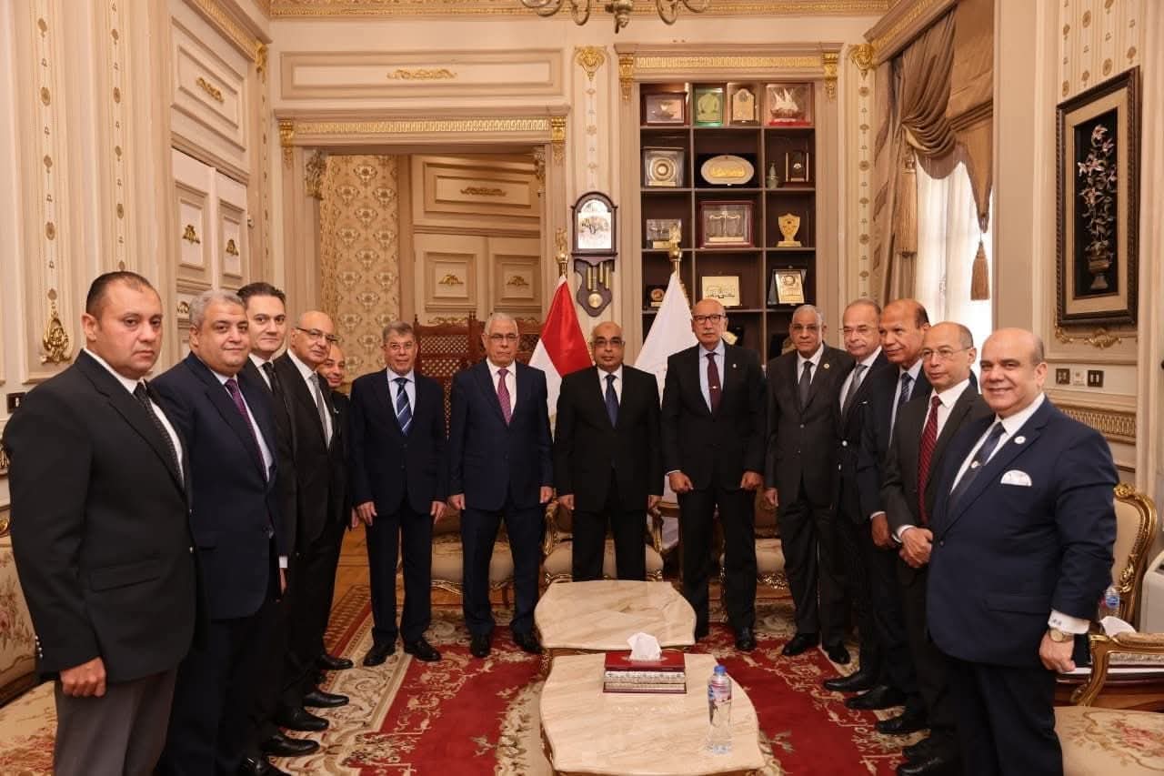 وزير العدل يهنئ القضاة بالعام القضائي الجديد ويزور دار القضاء العالي