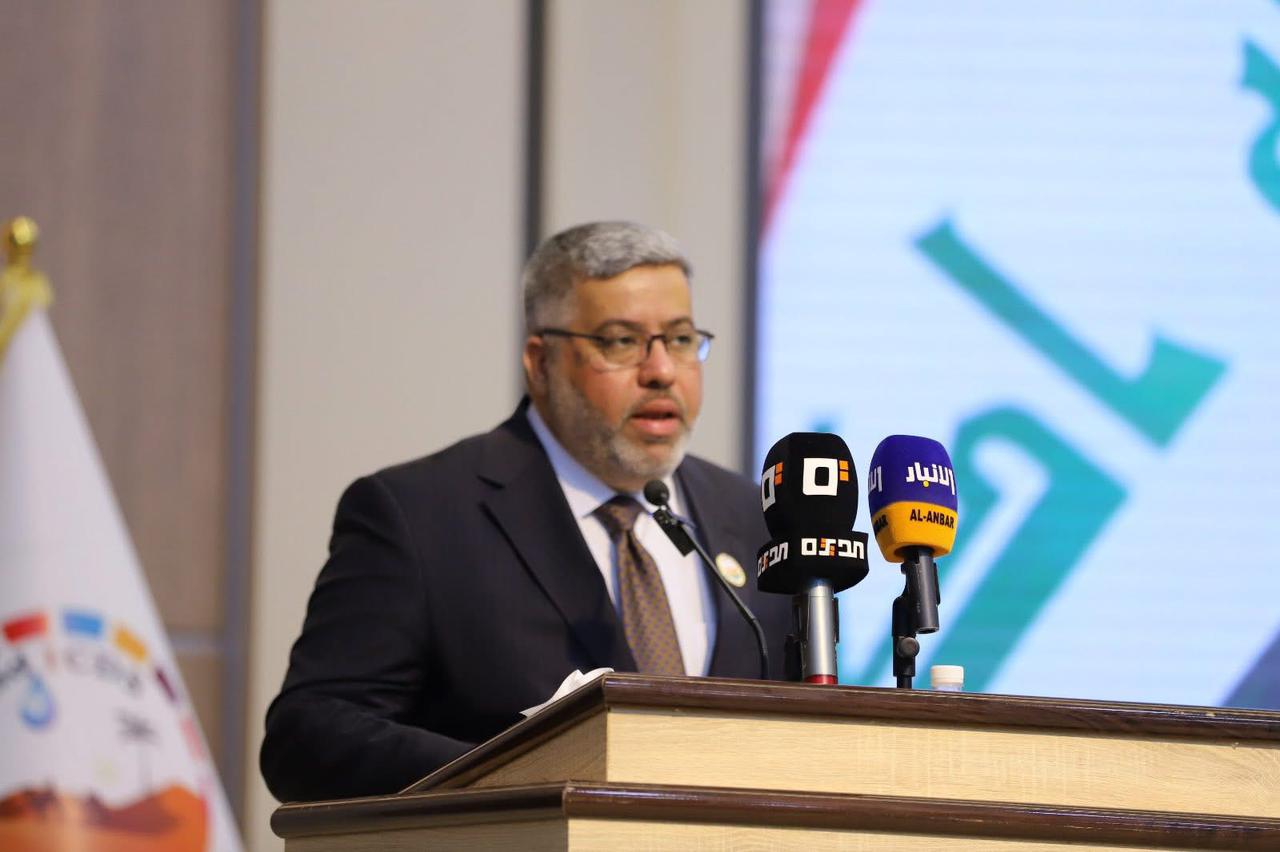 اتحاد مجالس البحث العلمي العربية يشارك في افتتاح المؤتمر الدولي الثاني لدراسات الصحراء بجامعة الأنبار – العراق