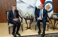 بدوى يبحث مع بتروناس الماليزية تعزيز الشراكة الاستراتيجية في مجال الغاز الطبيعي