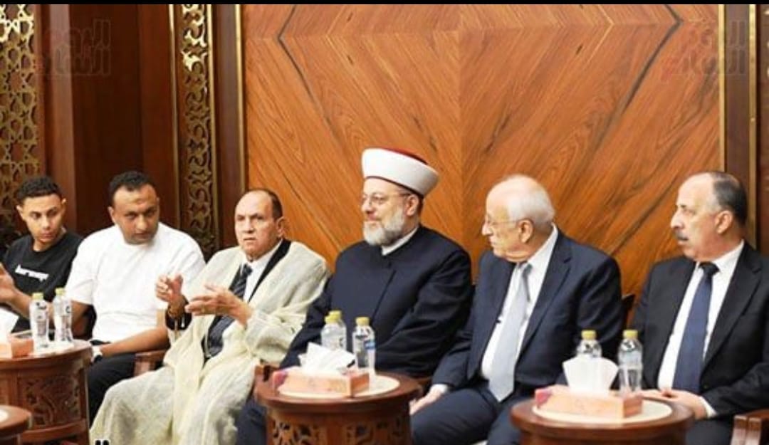 بالصور.. وفد جمعية المشاريع الإسلامية بلبنان يشارك في عزاء أحمد عمر هاشم