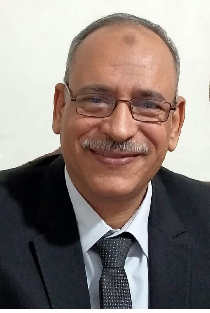 د. عادل القليعي يكتب.. أليس من حقنا أن نحيا حياة كريمة.. لكن كيف.؟!